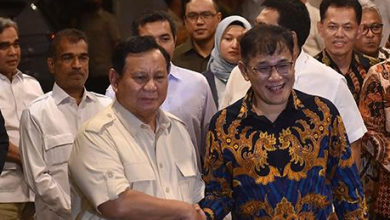 Ketua Umum Partai Gerindra Prabowo Subianto dan Politisi PDI Perjuangan Budiman Sudjatmiko